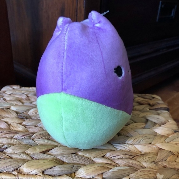 Squishmallows Valentine's Day Jackie the Tulip (first to market) in size 5” - Picture 3 of 7